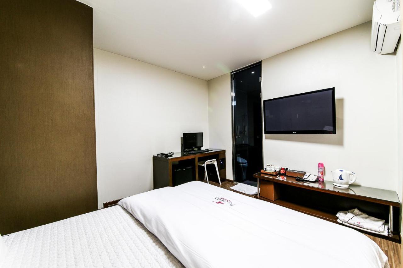 Gyeongju Arrietty Motel 外观 照片