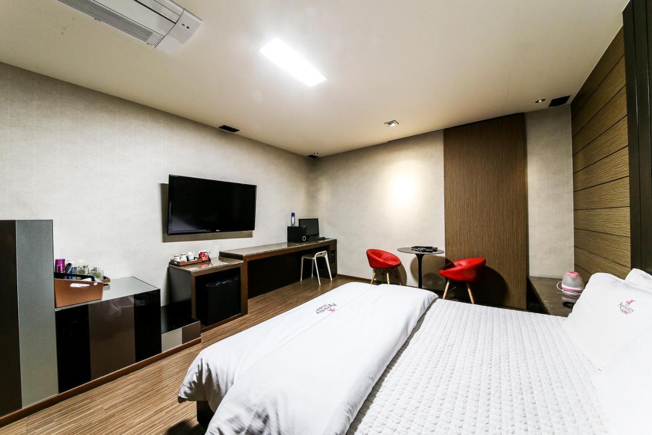 Gyeongju Arrietty Motel 外观 照片