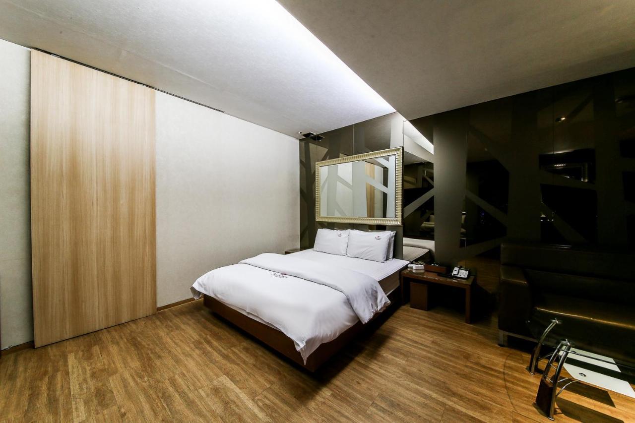 Gyeongju Arrietty Motel 外观 照片