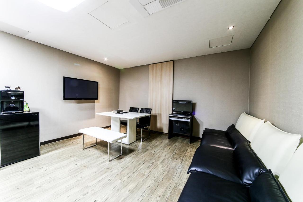 Gyeongju Arrietty Motel 外观 照片