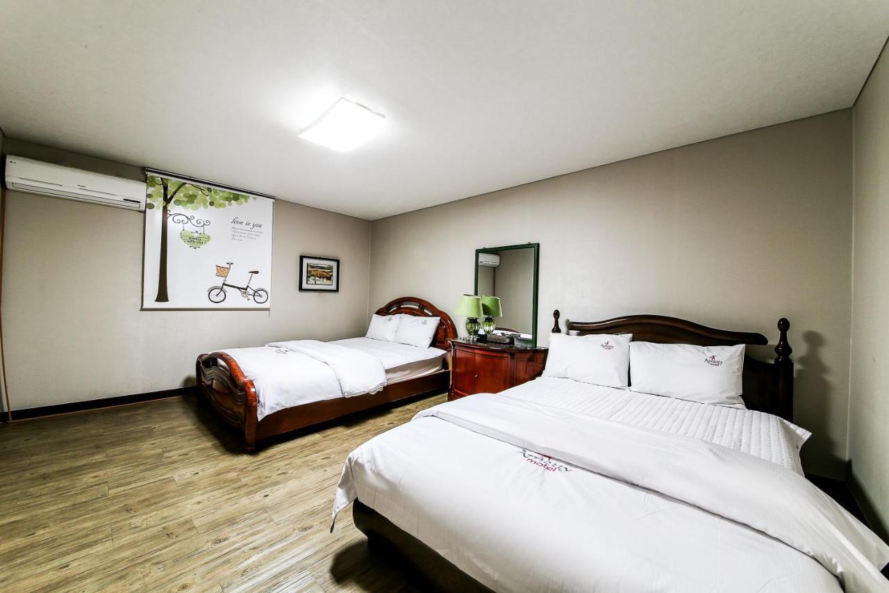 Gyeongju Arrietty Motel 外观 照片