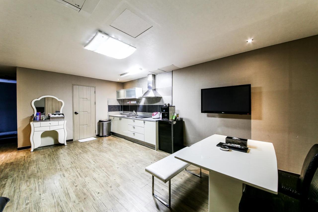 Gyeongju Arrietty Motel 外观 照片