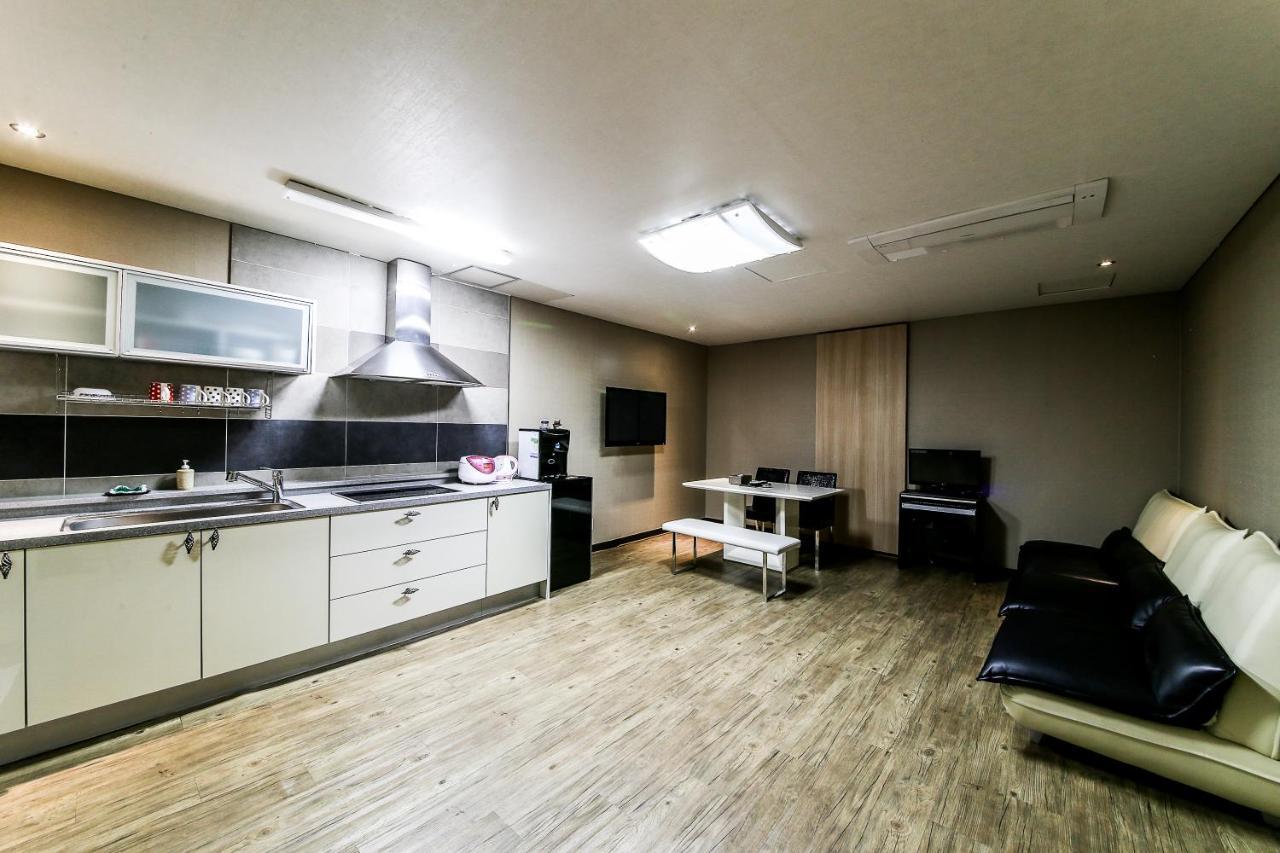 Gyeongju Arrietty Motel 外观 照片