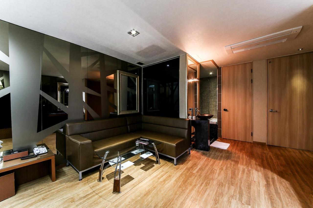Gyeongju Arrietty Motel 外观 照片